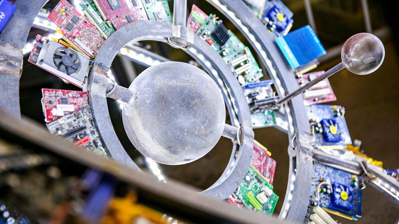 云服务器与物理机：实战场景下的选择指南